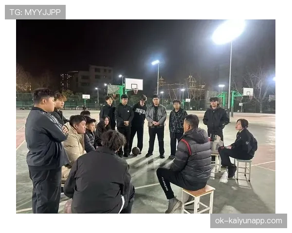 篮球比赛中起跳接触判罚的规则依据及具体吹罚标准详细解析